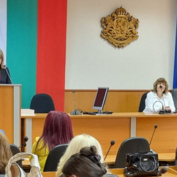med_grizi20220510a.jpg